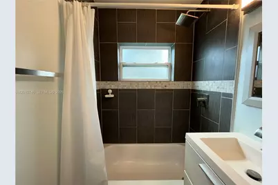 1742 NW 81st St, Miami, FL 33147 - Photo 19