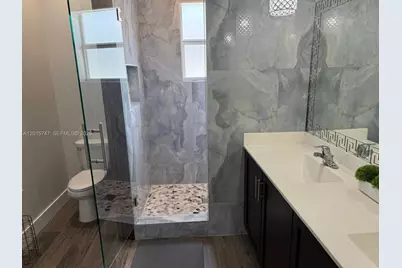 2614 SE 13th St, Homestead, FL 33035 - Photo 9