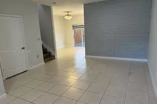 2614 SE 13th St, Homestead, FL 33035 - Photo 3