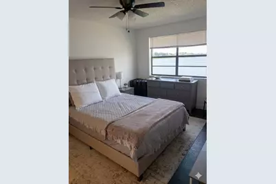341 Ives Dairy Rd #341-06, Miami, FL 33179 - Photo 15