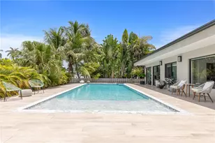 1141 NE 90th St, Miami, FL 33138 - Photo 17
