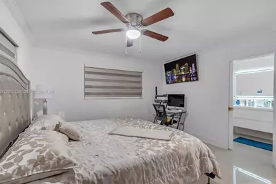 46 NE 164th St, Miami, FL 33162 - Photo 19