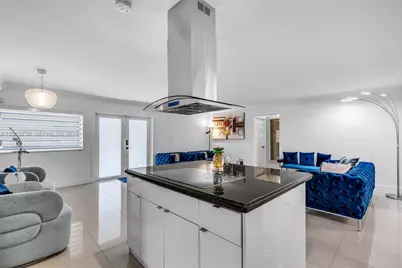 46 NE 164th St, Miami, FL 33162 - Photo 9