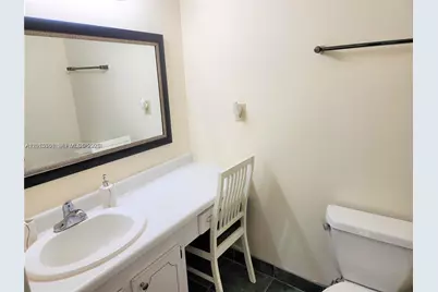 3375 N Country Club Dr #203, Aventura, FL 33180 - Photo 9