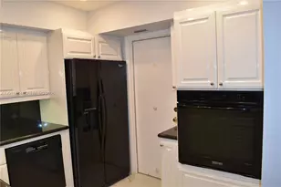 1881 Middle River Dr, Fort Lauderdale, FL 33305 - Photo 11
