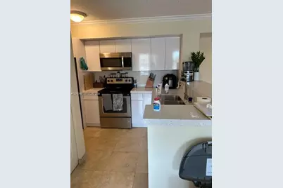11155 SW 5th Pl #205, Pembroke Pines, FL 33025 - Photo 3