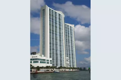 325 S Biscayne Blvd #4016, Miami, FL 33131 - Photo 1