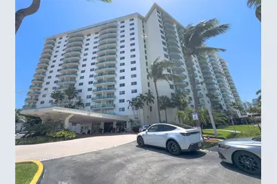 19370 W Collins Ave #902, Sunny Isles Beach, FL 33160 - Photo 21