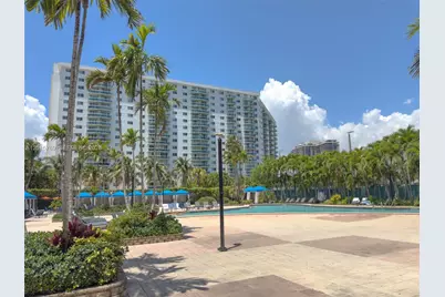 19370 Collins Ave #902, Sunny Isles Beach, FL 33160 - Photo 21