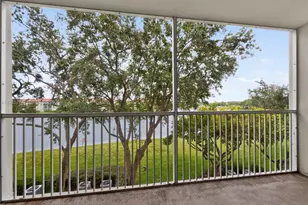 13055 SW 15th Ct, Pembroke Pines, FL 33027 - Photo 21