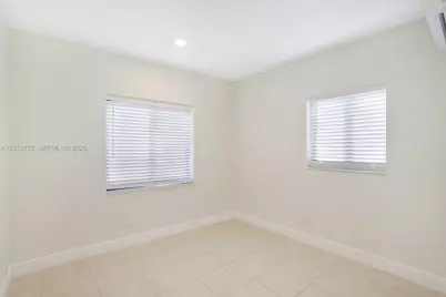 502 NW 7th Ct #1, Hallandale Beach, FL 33009 - Photo 5