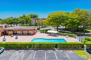 1020 Country Club Dr, Margate, FL 33063 - Photo 21