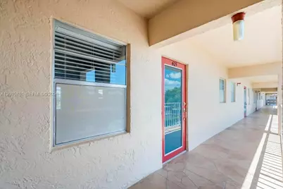 1020 Country Club Dr #405, Margate, FL 33063 - Photo 23