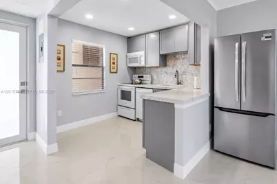 1020 Country Club Dr #405, Margate, FL 33063 - Photo 5