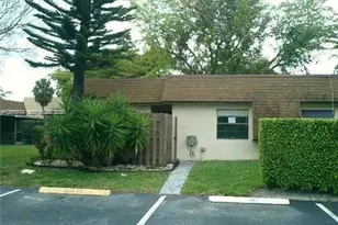 5702 Swordfish Cir, Tamarac, FL 33319 - Photo 1