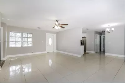 401 Superior Pl, West Palm Beach, FL 33409 - Photo 5