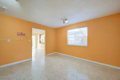 7358 - 7360 SW 23rd St, Miami, FL 33155 - Photo 15