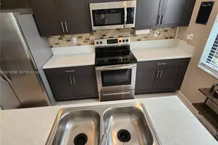 25111 SW 108th Ave, Homestead, FL 33032 - Photo 13