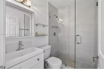 11248 NW 56th St, Doral, FL 33178 - Photo 25
