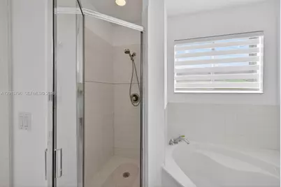 11248 NW 56th St, Doral, FL 33178 - Photo 33