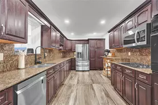 9750 SW 211th St, Cutler Bay, FL 33189 - Photo 17