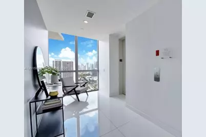 1100 Biscayne Blvd #3205, Miami, FL 33132 - Photo 5