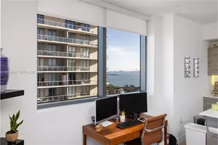 121 NE 34th St, Miami, FL 33137 - Photo 5
