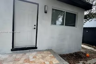 833 NW 75th St, Miami, FL 33150 - Photo 13
