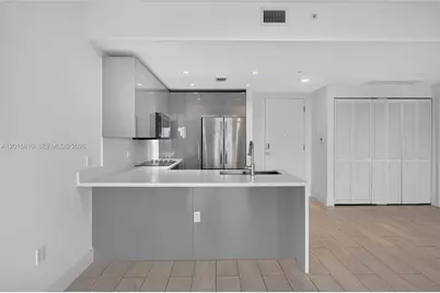 2000 Metropica Way #1902, Sunrise, FL 33323 - Photo 7
