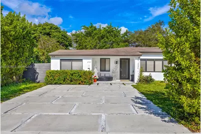 2349 NE 173rd St, North Miami Beach, FL 33160 - Photo 19