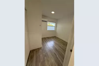 1760 NW 84th St, Miami, FL 33147 - Photo 17