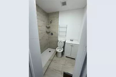 1760 NW 84th St, Miami, FL 33147 - Photo 13