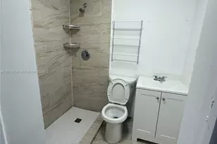 1760 NW 84th St, Miami, FL 33147 - Photo 13