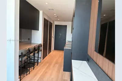 20 NE 11th St #2805, Miami, FL 33132 - Photo 5