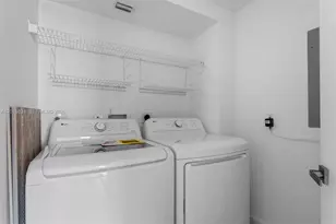 21055 Yacht Club Dr, Aventura, FL 33180 - Photo 39