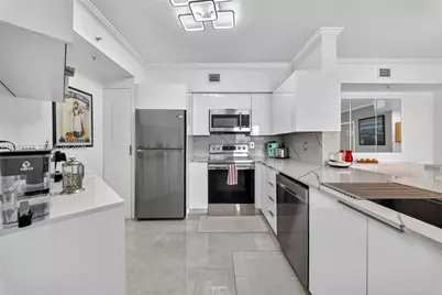 17150 N Bay Rd #2905, Sunny Isles Beach, FL 33160 - Photo 7