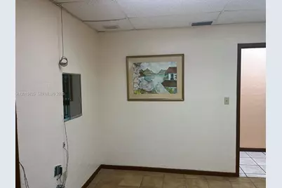 1545 SW 1st St #3rd Floor, Miami, FL 33135 - Photo 5