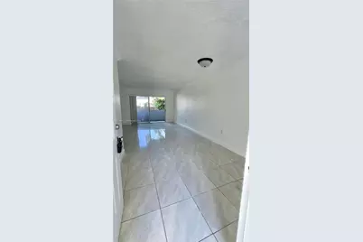 6195 W 18th Ave #G109, Hialeah, FL 33012 - Photo 5