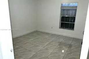 6195 W 18th Ave, Hialeah, FL 33012 - Photo 17