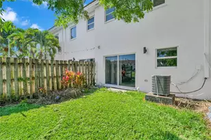 1660 SE 30th St, Homestead, FL 33035 - Photo 35