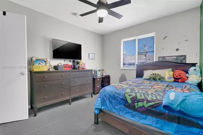 1660 SE 30th St, Homestead, FL 33035 - Photo 31