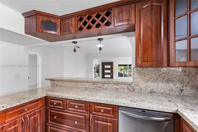 1835 SW 18th St, Miami, FL 33145 - Photo 23