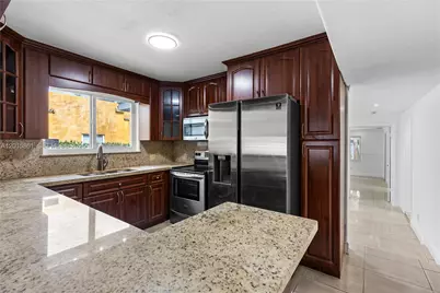 1835 SW 18th St, Miami, FL 33145 - Photo 19