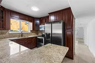 1835 SW 18th St, Miami, FL 33145 - Photo 19