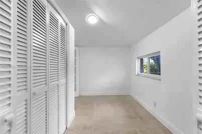 1835 SW 18th St, Miami, FL 33145 - Photo 17