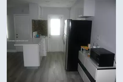363 Washington #34, Miami Beach, FL 33139 - Photo 7
