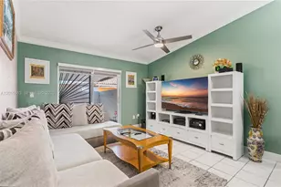 5471 W 27th Ct, Hialeah, FL 33016 - Photo 11