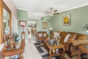 5471 W 27th Ct, Hialeah, FL 33016 - Photo 3