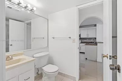 10131 W Sunrise Blvd #204, Plantation, FL 33322 - Photo 19