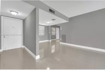3100 NE 48th St #318, Fort Lauderdale, FL 33308 - Photo 11